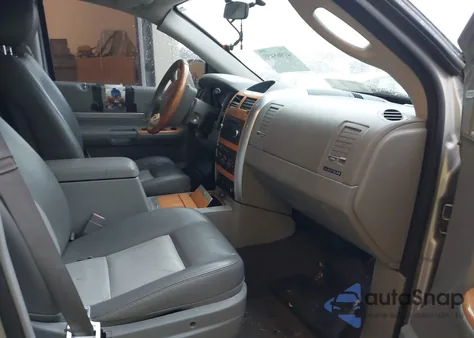 2008 Chrysler Aspen Limited из США, поврежденный, VIN 1A8HX58N98F107285